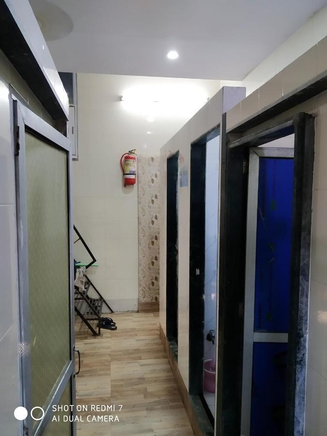 Star Dormitory Мумбаи Экстерьер фото
